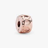 Pandora Clip: Gereihte Herzen - Rosévergoldet, 6.6mm Breite